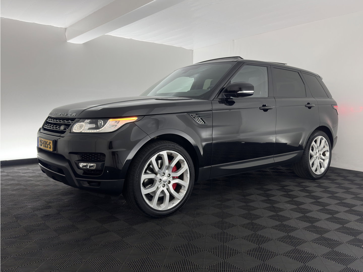 Land Rover Range Rover Sport 3.0 SDV6 Autobiography Aut. *PANO | LEATHER | XENON | HEATED-COMFORTSEATS | MEMORY-PACK | CAMERA | SHIFT-PADDLES | PRIVACY-GLASS | AIR-SUSPENSION | ECC | PDC | CRUISE | 21''ALU | TOWBAR*
