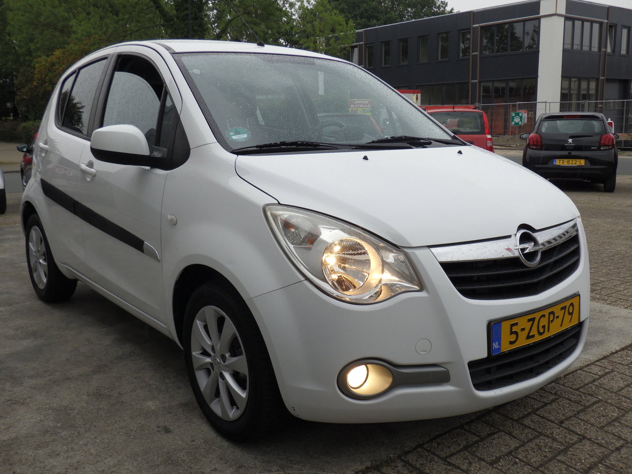 Opel Agila
