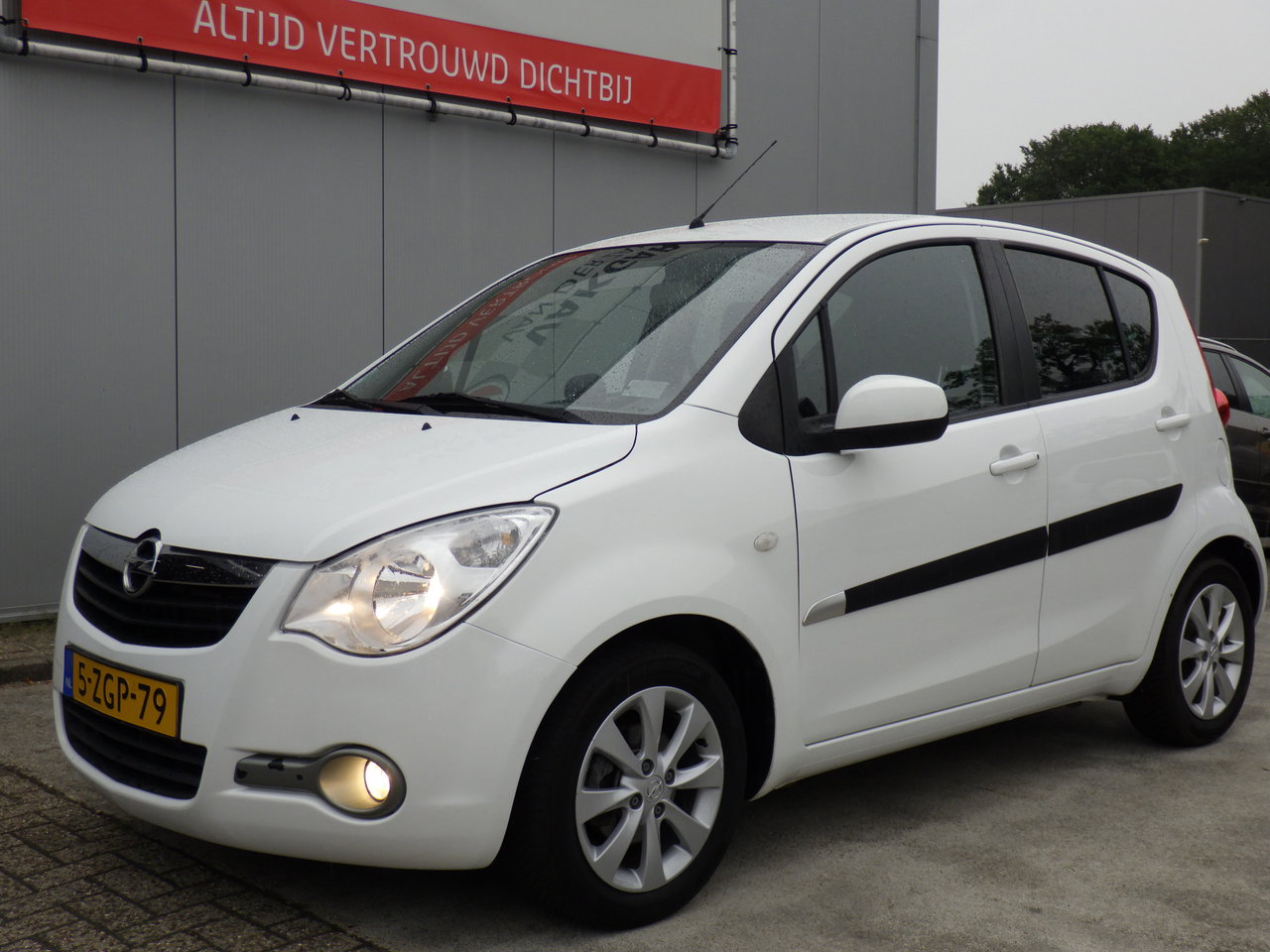Opel Agila