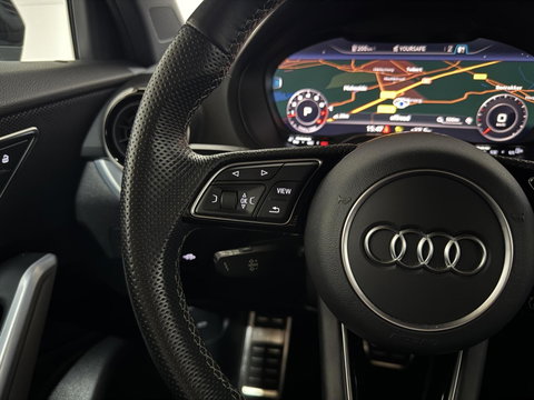 Audi Q2 35 TFSI S-Line Black Edition Virtual DSG Cruise NAP