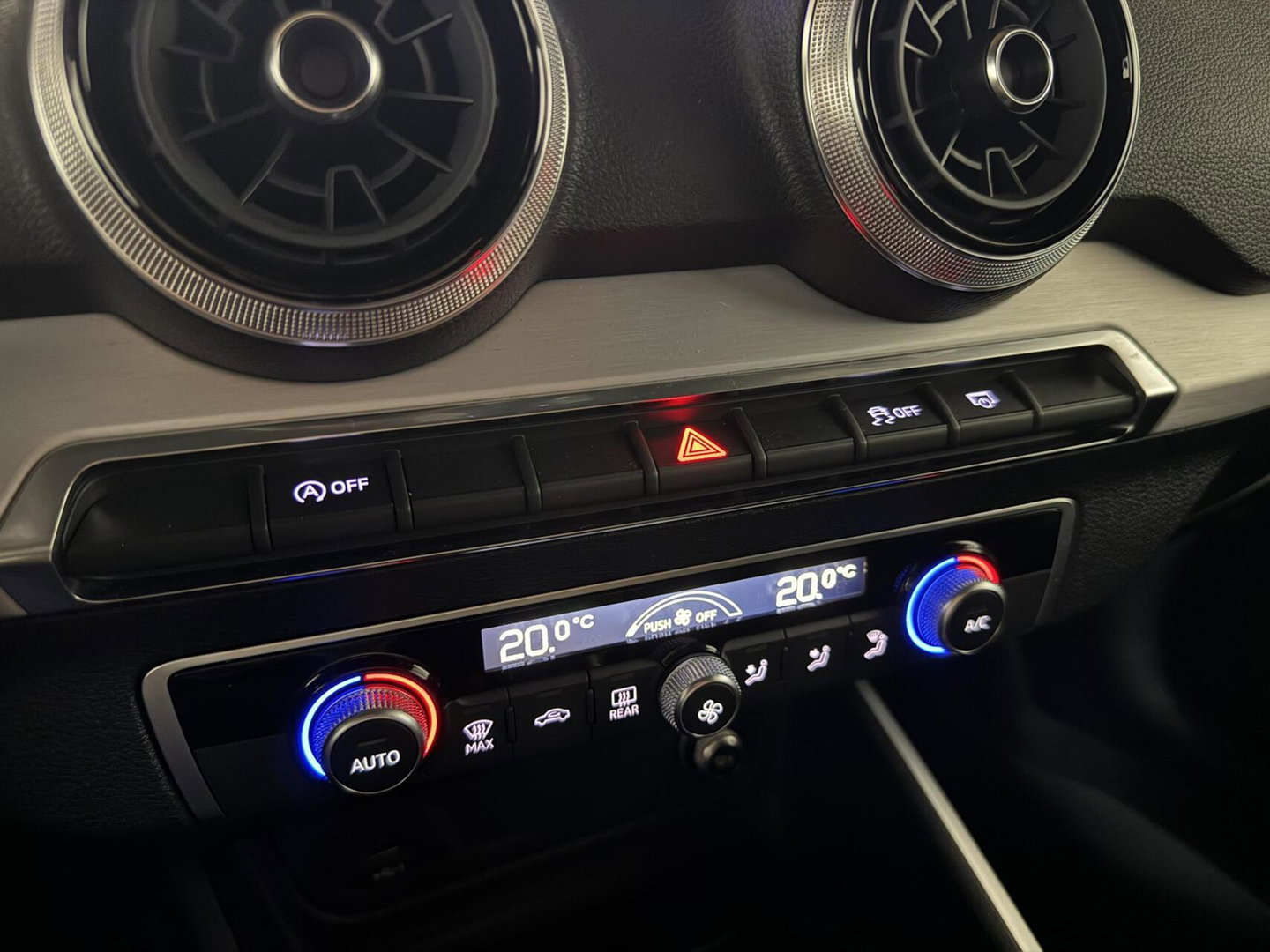 Audi Q2 35 TFSI S-Line Black Edition Virtual DSG Cruise NAP