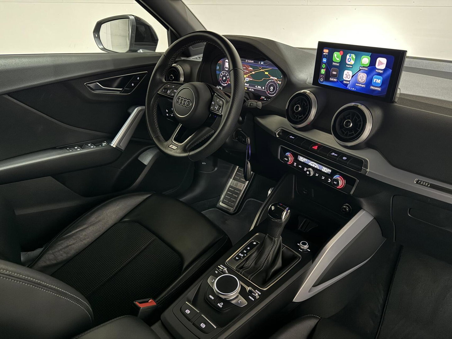 Audi Q2 35 TFSI S-Line Black Edition Virtual DSG Cruise NAP