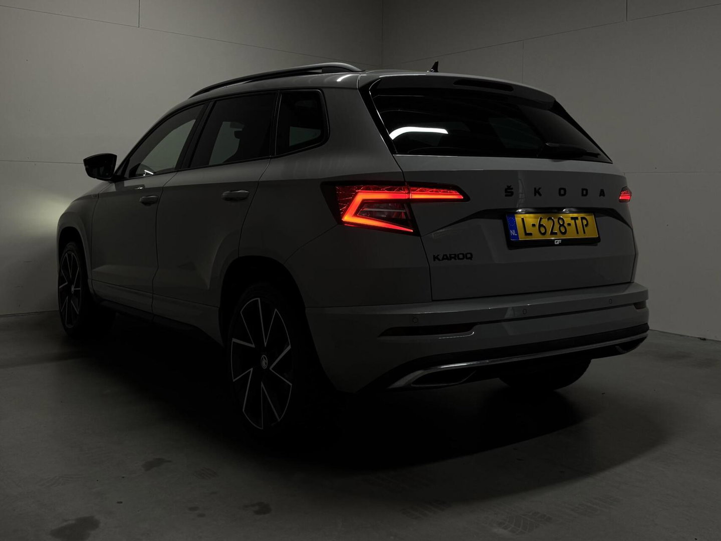 Škoda Karoq 1.5 TSI ACT Sportline Pano Virtual Camera Carplay NAP