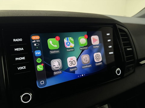 Škoda Karoq 1.5 TSI ACT Sportline Pano Virtual Camera Carplay NAP