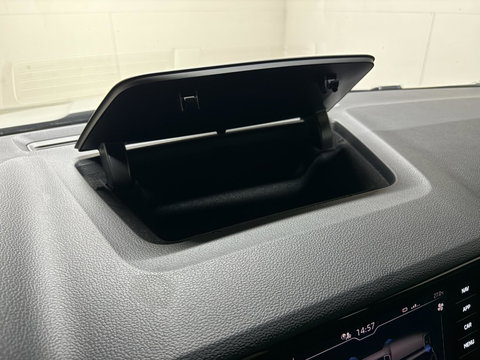 Škoda Karoq 1.5 TSI ACT Sportline Pano Virtual Camera Carplay NAP