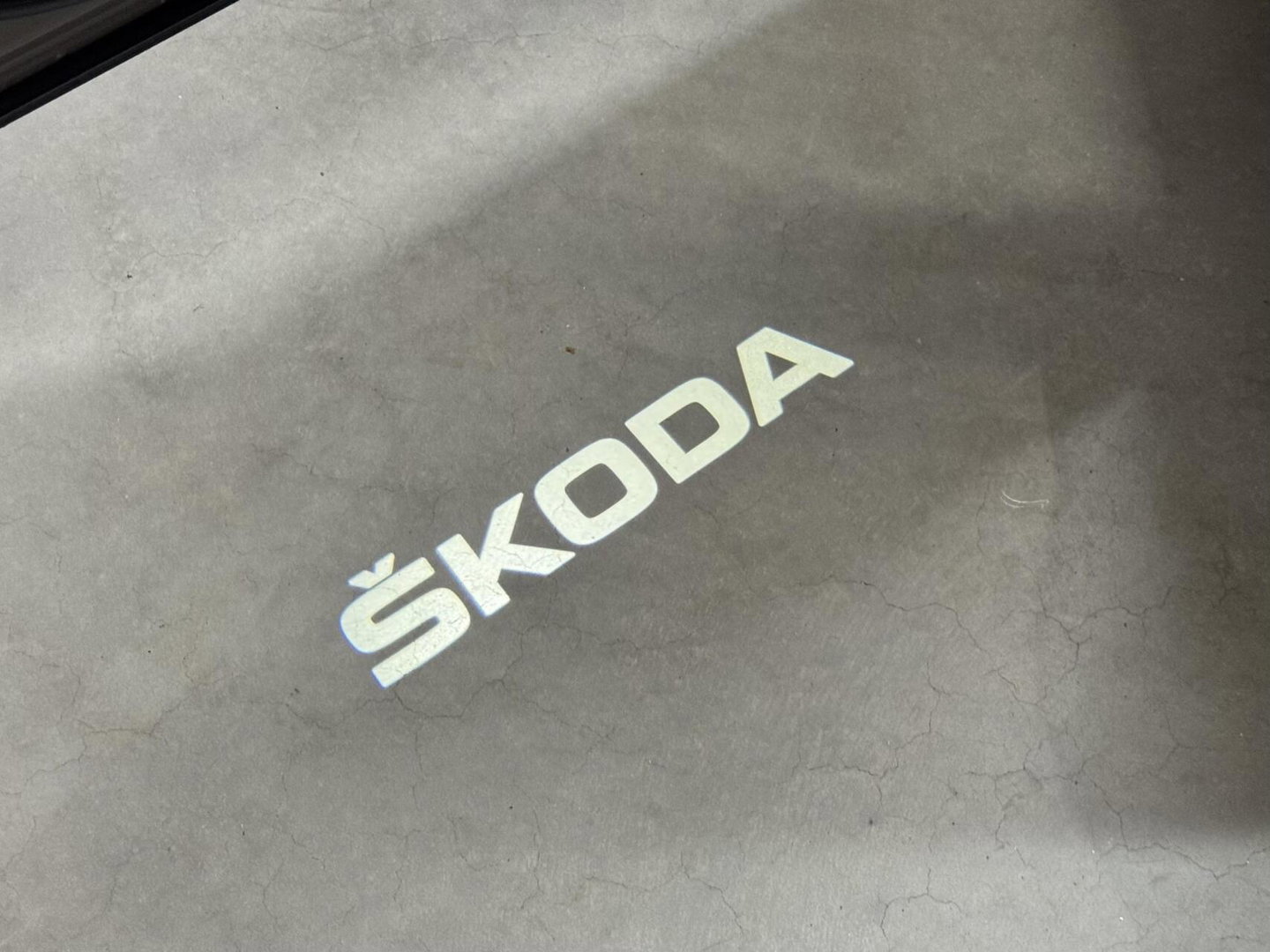 Škoda Karoq 1.5 TSI ACT Sportline Pano Virtual Camera Carplay NAP