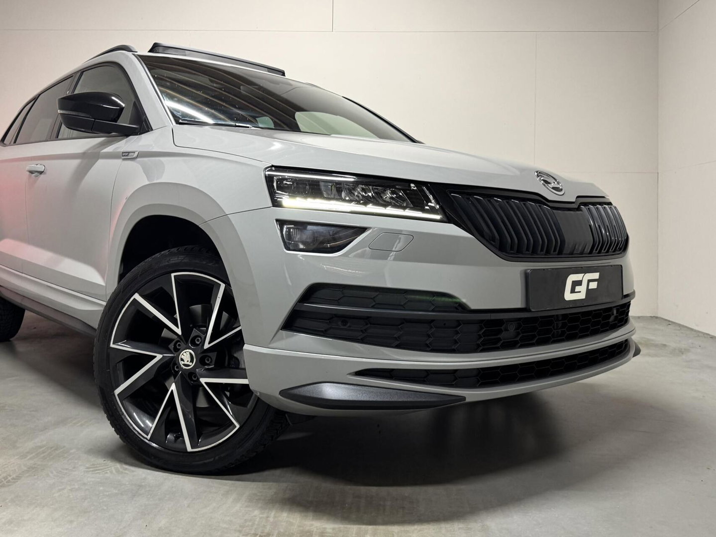 Škoda Karoq 1.5 TSI ACT Sportline Pano Virtual Camera Carplay NAP
