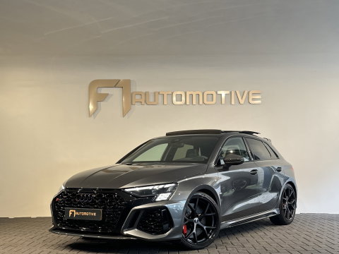 Audi RS3 Sportback 2.5 TFSI quattro Pano|Ceramic|Akra|Massage