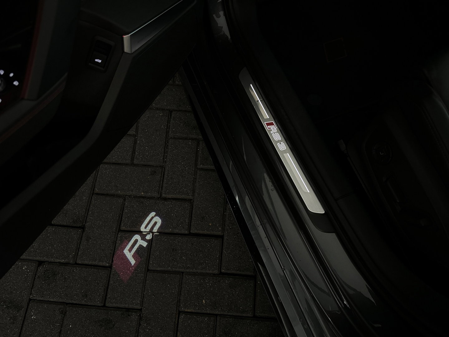 Audi RS3 Sportback 2.5 TFSI quattro Pano|Ceramic|Akra|Massage