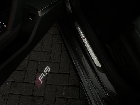Audi RS3 Sportback 2.5 TFSI quattro Pano|Ceramic|Akra|Massage
