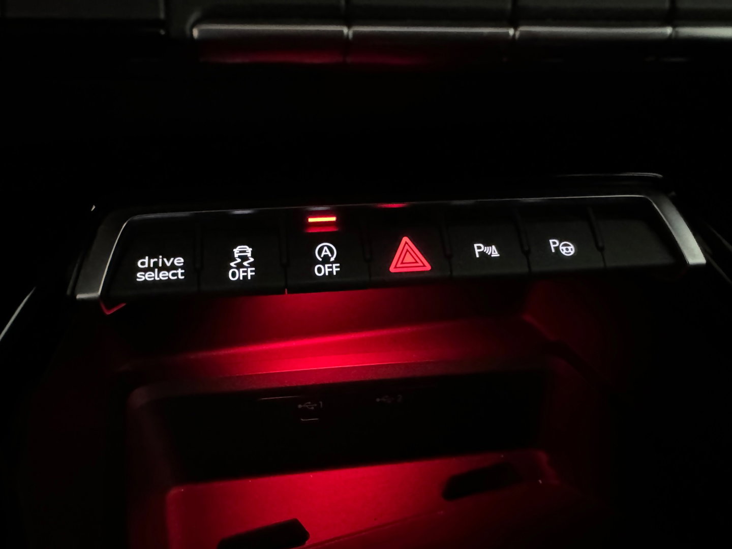Audi RS3 Sportback 2.5 TFSI quattro Pano|Ceramic|Akra|Massage