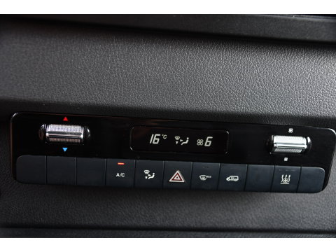 Mercedes-Benz Sprinter 317 1.9 CDI L2H2 RWD Black Edition Camera, Cruise, Carplay, LED, 170pk, Automaat, Stoelverwarming, Standkachel, Mbux, Leder, Uniek!