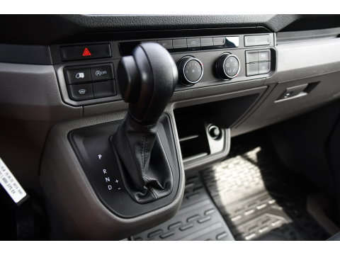 Volkswagen Crafter 35 2.0 TDI L3H2 PB Edition Cruise, Carplay, LED, Multimedia, Sensoren, Voorruit verwarming, 140pk, Automaat, Uniek!