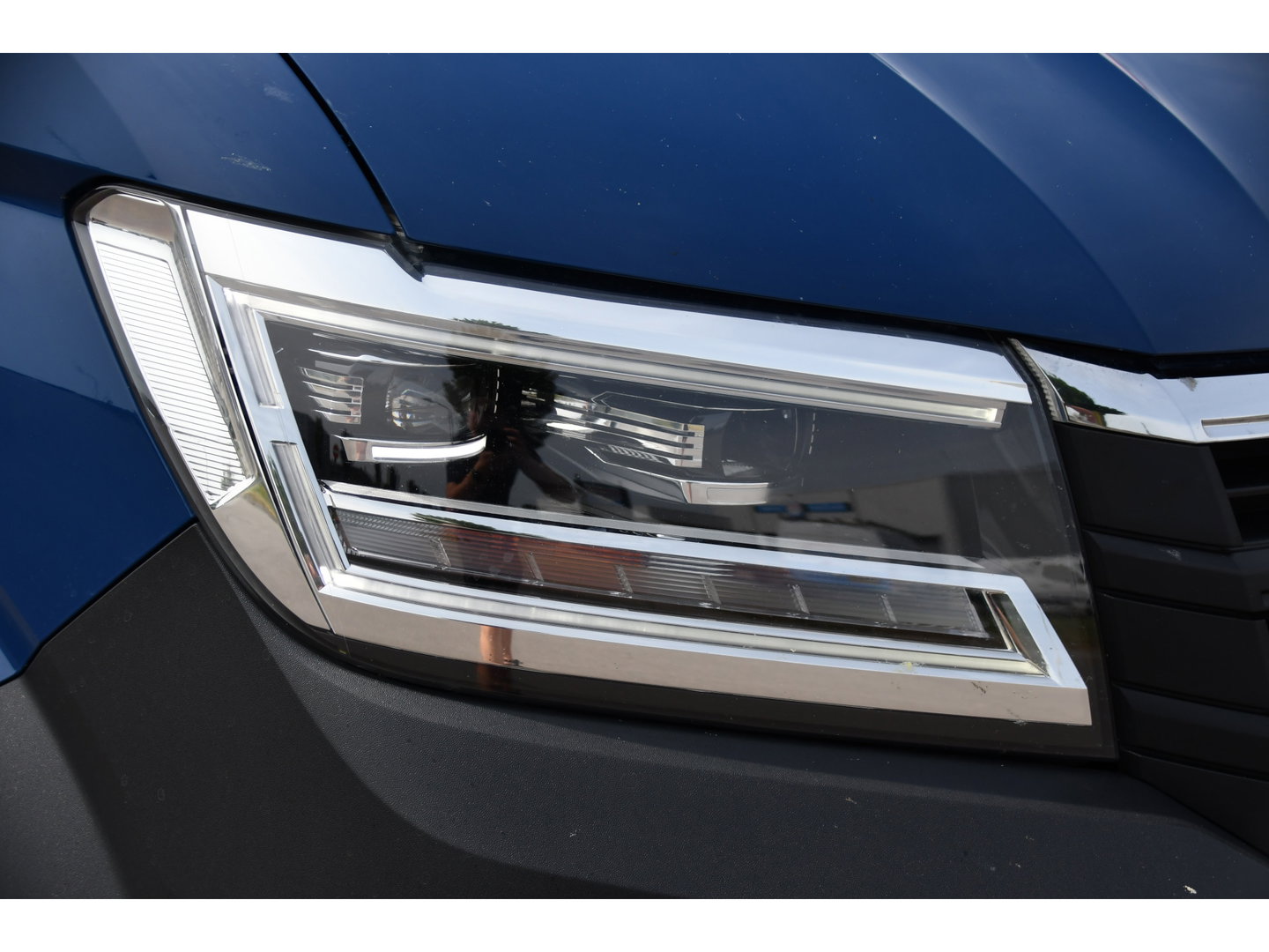 Volkswagen Crafter 35 2.0 TDI L3H2 PB Edition Cruise, Carplay, LED, Multimedia, Sensoren, Voorruit verwarming, 140pk, Automaat, Uniek!