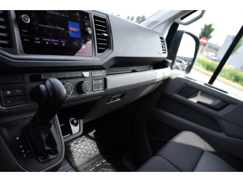Volkswagen Crafter 35 2.0 TDI L3H2 PB Edition Cruise, Carplay, LED, Multimedia, Sensoren, Voorruit verwarming, 140pk, Automaat, Uniek!