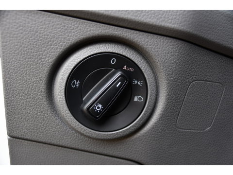 Volkswagen Crafter 35 2.0 TDI L3H2 PB Edition Cruise, Carplay, LED, Multimedia, Sensoren, Voorruit verwarming, 140pk, Automaat, Uniek!