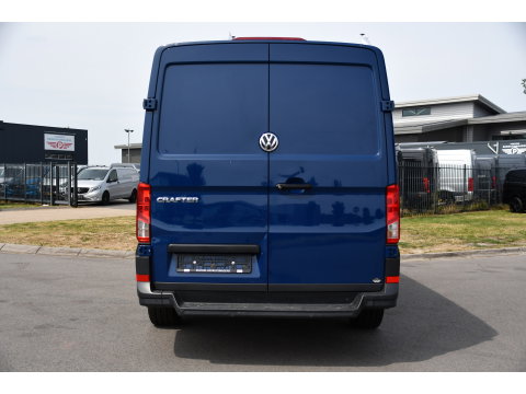 Volkswagen Crafter 35 2.0 TDI L3H2 PB Edition Cruise, Carplay, LED, Multimedia, Sensoren, Voorruit verwarming, 140pk, Automaat, Uniek!