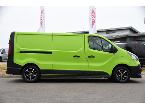 Renault Trafic 1.6 dCi T29 L2H1 Edition Cruise, Airco, 2 x Schuifdeur, 125pk, Sensoren, Trekhaak, Radio, Uniek!