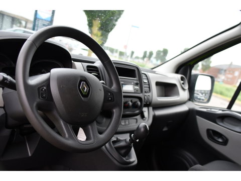 Renault Trafic 1.6 dCi T29 L2H1 Edition Cruise, Airco, 2 x Schuifdeur, 125pk, Sensoren, Trekhaak, Radio, Uniek!