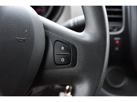 Renault Trafic 1.6 dCi T29 L2H1 Edition Cruise, Airco, 2 x Schuifdeur, 125pk, Sensoren, Trekhaak, Radio, Uniek!