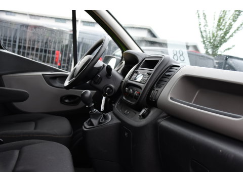 Renault Trafic 1.6 dCi T29 L2H1 Edition Cruise, Airco, 2 x Schuifdeur, 125pk, Sensoren, Trekhaak, Radio, Uniek!