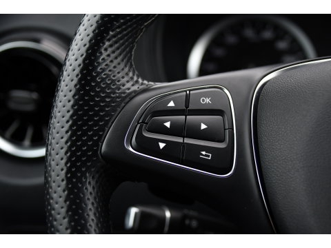 Mercedes-Benz Vito 119 CDI L2 PB Edition Camera, Cruise, Carplay, 190pk, LED, Multimedia, Automaat, Uniek!