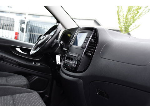 Mercedes-Benz Vito 119 CDI L2 PB Edition Camera, Cruise, Carplay, 190pk, LED, Multimedia, Automaat, Uniek!