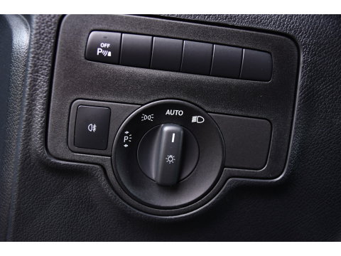 Mercedes-Benz Vito 119 CDI L2 PB Edition Camera, Cruise, Carplay, 190pk, LED, Multimedia, Automaat, Uniek!