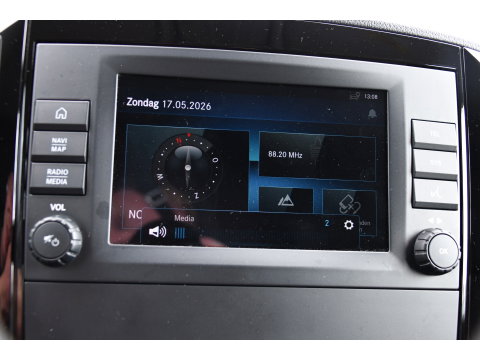 Mercedes-Benz Vito 119 CDI L2 PB Edition Camera, Cruise, Carplay, 190pk, LED, Multimedia, Automaat, Uniek!