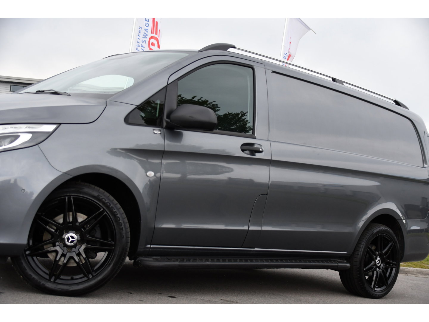 Mercedes-Benz Vito 119 CDI L2 PB Edition Camera, Cruise, Carplay, 190pk, LED, Multimedia, Automaat, Uniek!