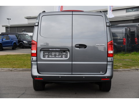 Mercedes-Benz Vito 119 CDI L2 PB Edition Camera, Cruise, Carplay, 190pk, LED, Multimedia, Automaat, Uniek!