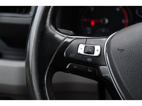 Volkswagen Crafter 35 2.0 TDI L3H3 Highline Black Edition Camera, Cruise, Carplay, LED, Clima, Automaat, Trekhaak, Sensoren, Uniek!