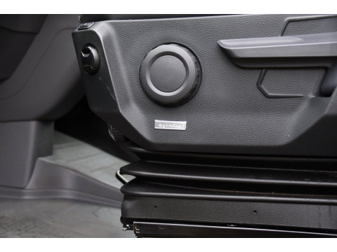Volkswagen Crafter 35 2.0 TDI L3H3 Highline Black Edition Camera, Cruise, Carplay, LED, Clima, Automaat, Trekhaak, Sensoren, Uniek!