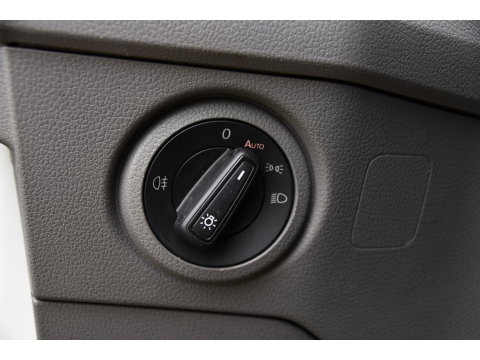 Volkswagen Crafter 35 2.0 TDI L3H3 Highline Black Edition Camera, Cruise, Carplay, LED, Clima, Automaat, Trekhaak, Sensoren, Uniek!