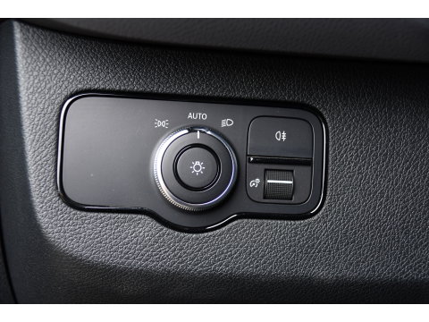 Mercedes-Benz Sprinter 315 1.9 CDI L2H2 RWD PB Edition Camera, Carplay, LED, 3500kg Trekhaak, Mbux, 150pk, Automaat, Clima, Stoelverwarming, Uniek!