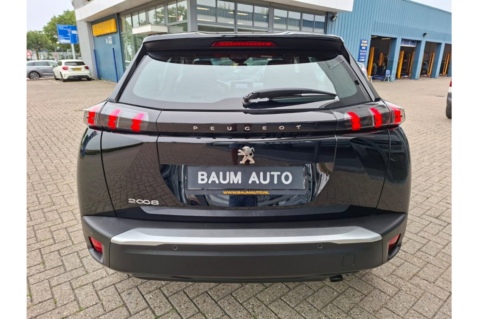 Peugeot 2008 1.2 PURETECH STYLE AIRCO NAVI CRUISE PDC CARPLAY STOELVW