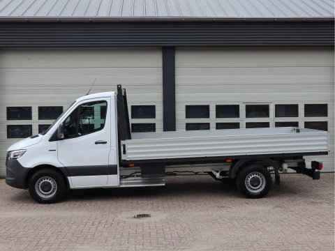 Mercedes-Benz eSprinter 320 81kWh L3 Open Laadbak 430 cm - Select - MBUX - Camera