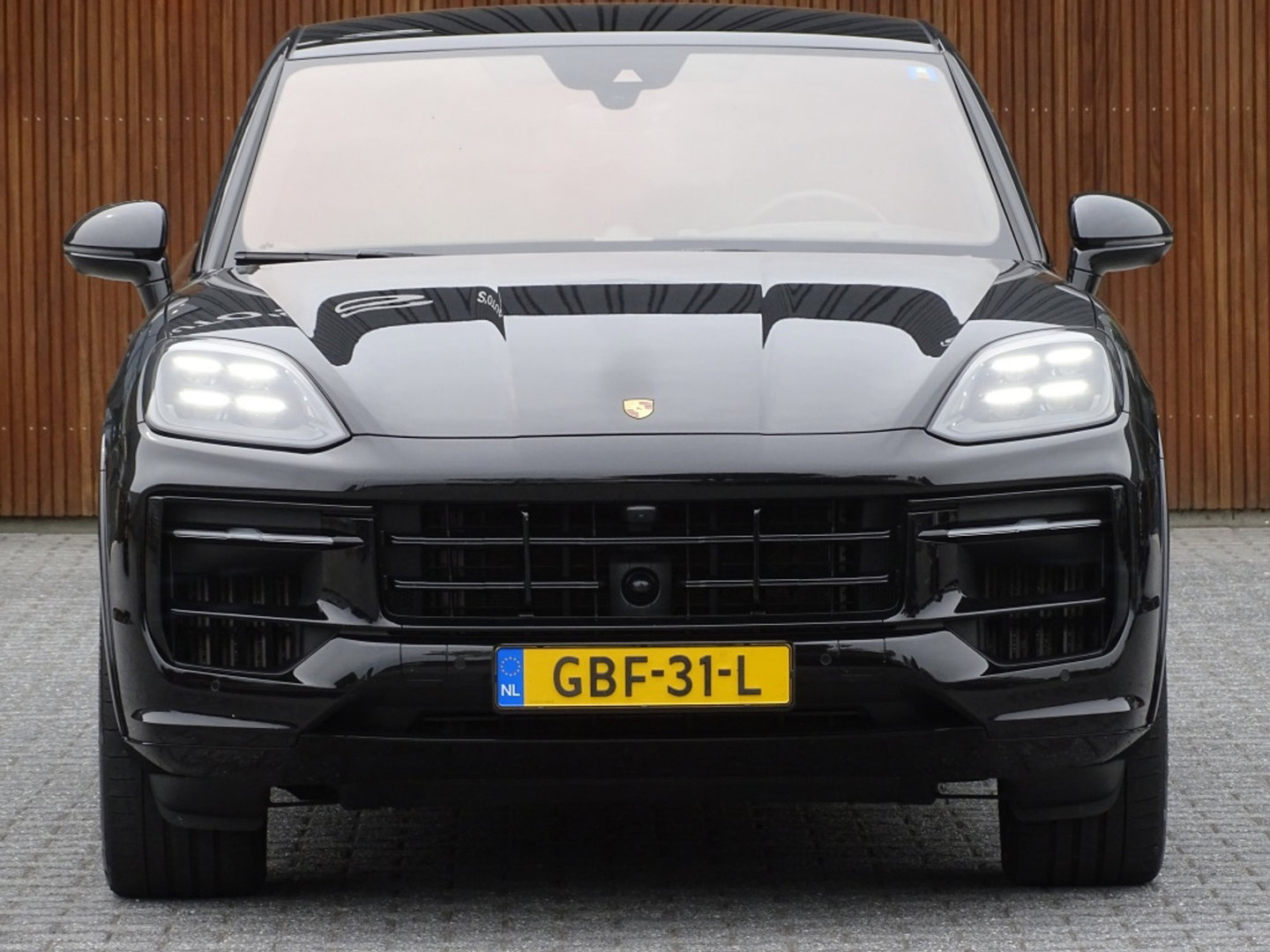 Porsche Cayenne Coupé 3.0 E-Hybrid 470PK / Sport Design / Bose / 2024 *NAP*