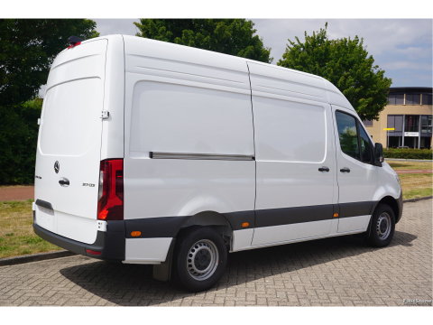 Mercedes-Benz Sprinter 317CDI Pro L2H2 BPM VRIJ!! 10.25" Mbux Cam, Gev. Stoel, 3.5T Trekgewicht, LED!! NR. A393*