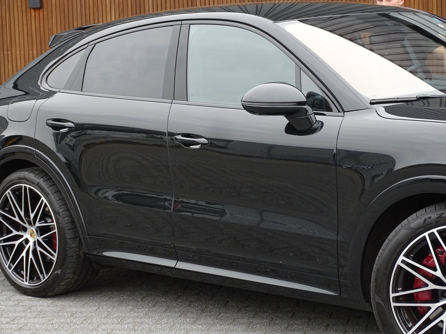 Porsche Cayenne Coupé 3.0 E-Hybrid 470PK / Sport Design / Bose / 2024 *NAP*