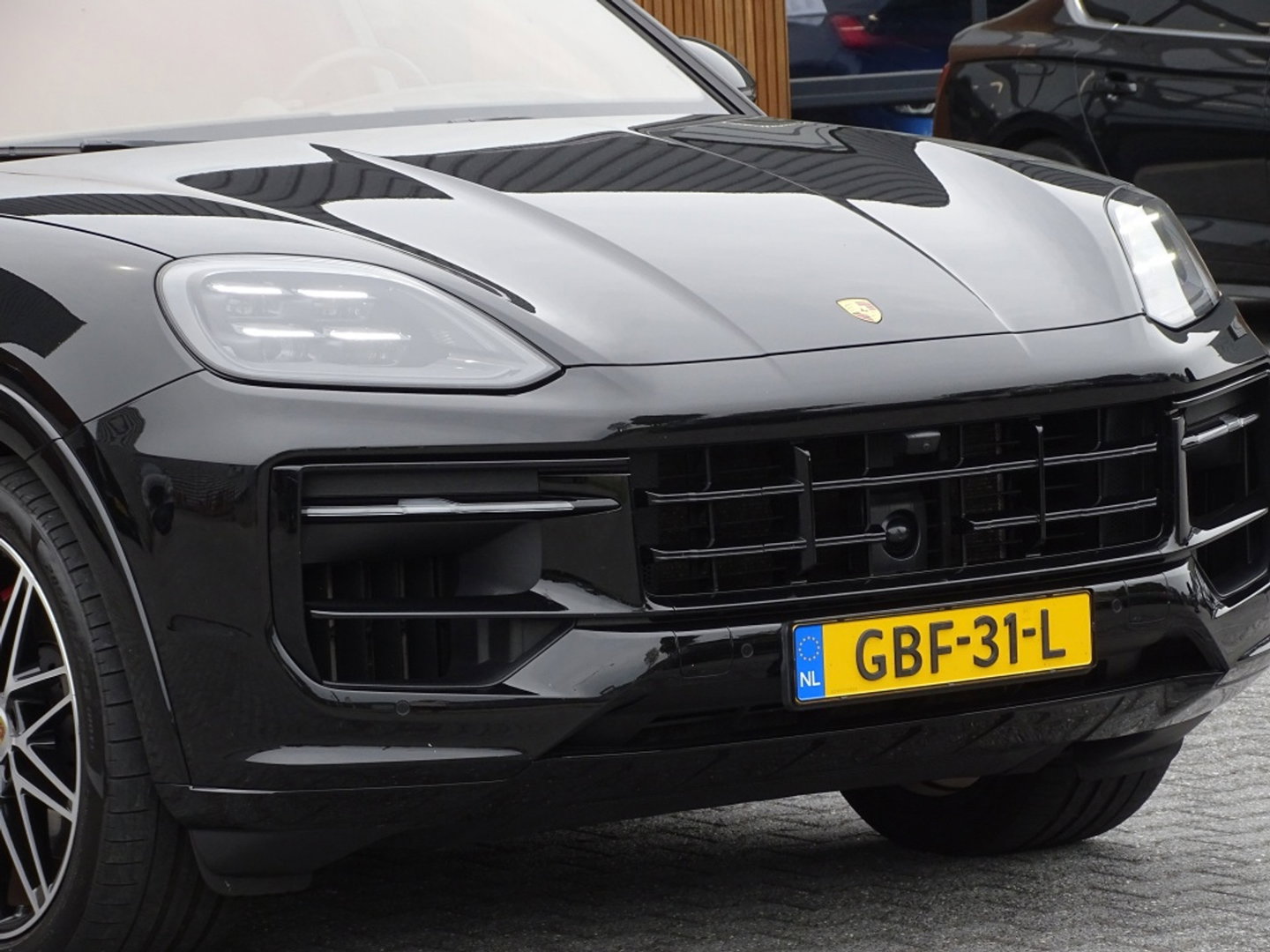 Porsche Cayenne Coupé 3.0 E-Hybrid 470PK / Sport Design / Bose / 2024 *NAP*