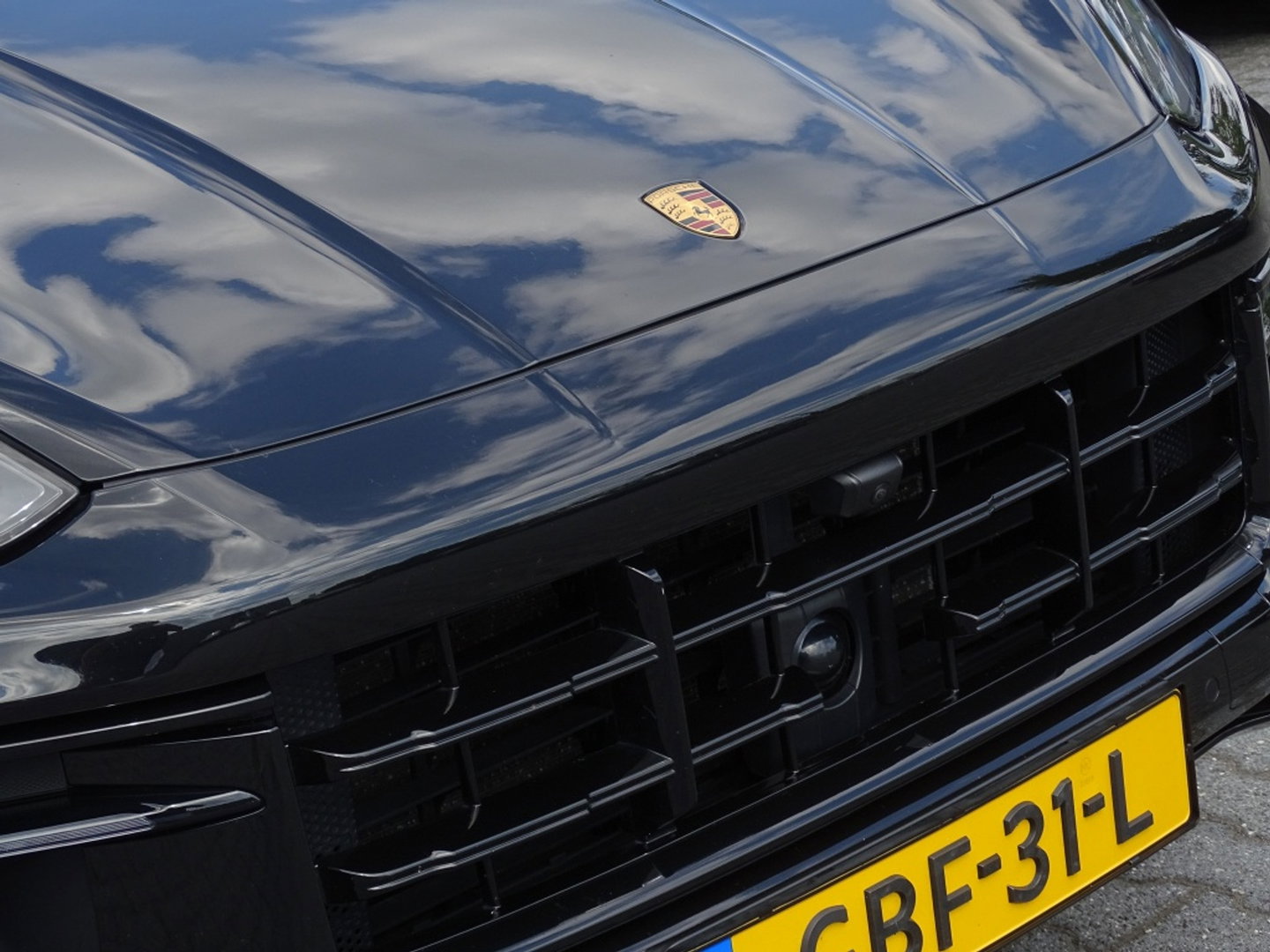 Porsche Cayenne Coupé 3.0 E-Hybrid 470PK / Sport Design / Bose / 2024 *NAP*