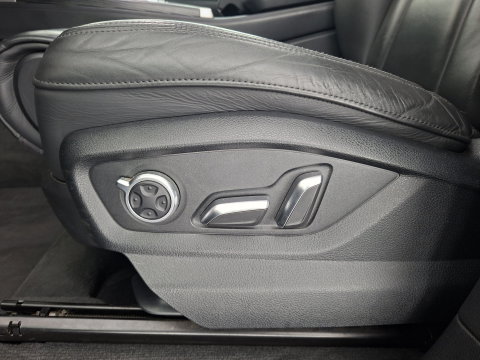 Audi Q7 3.0 TDI e-tron quattro Sport Aut. *PANO | HEAD-UP | LEATHER | MATRIX-LED | ADAPTIVE-CRUISE | BLINDSPOT | MEMORY-PACK | BOSE-SOUND | DIGI-COCKPIT | CAMERA | SHIFTPADDLES | PRIVACY-GLASS | KEYLESS | DAB+ | NAVI-FULLMAP | 2