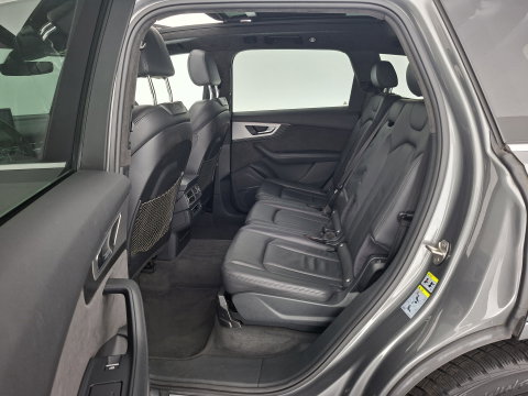Audi Q7 3.0 TDI e-tron quattro Sport Aut. *PANO | HEAD-UP | LEATHER | MATRIX-LED | ADAPTIVE-CRUISE | BLINDSPOT | MEMORY-PACK | BOSE-SOUND | DIGI-COCKPIT | CAMERA | SHIFTPADDLES | PRIVACY-GLASS | KEYLESS | DAB+ | NAVI-FULLMAP | 2