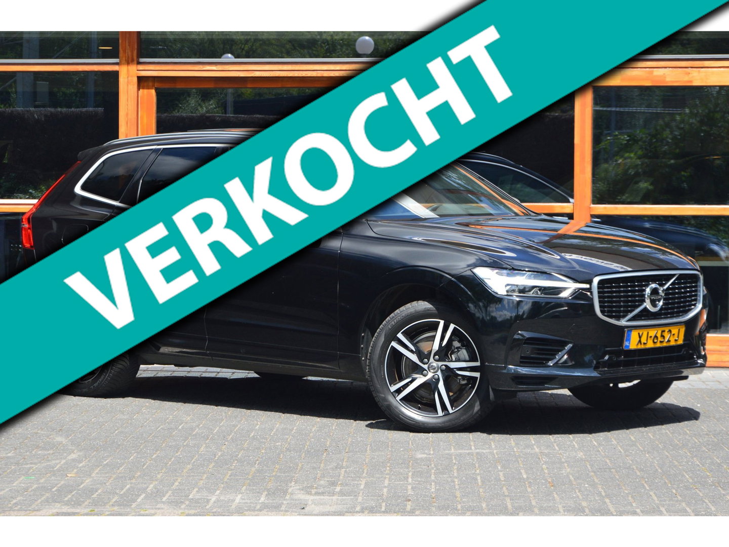 Volvo XC60 T8 Hybride AWD R-Design | Geventileerde stoelen | Panoramadak | Harman/Kardon | 360° Camera | BLIS |