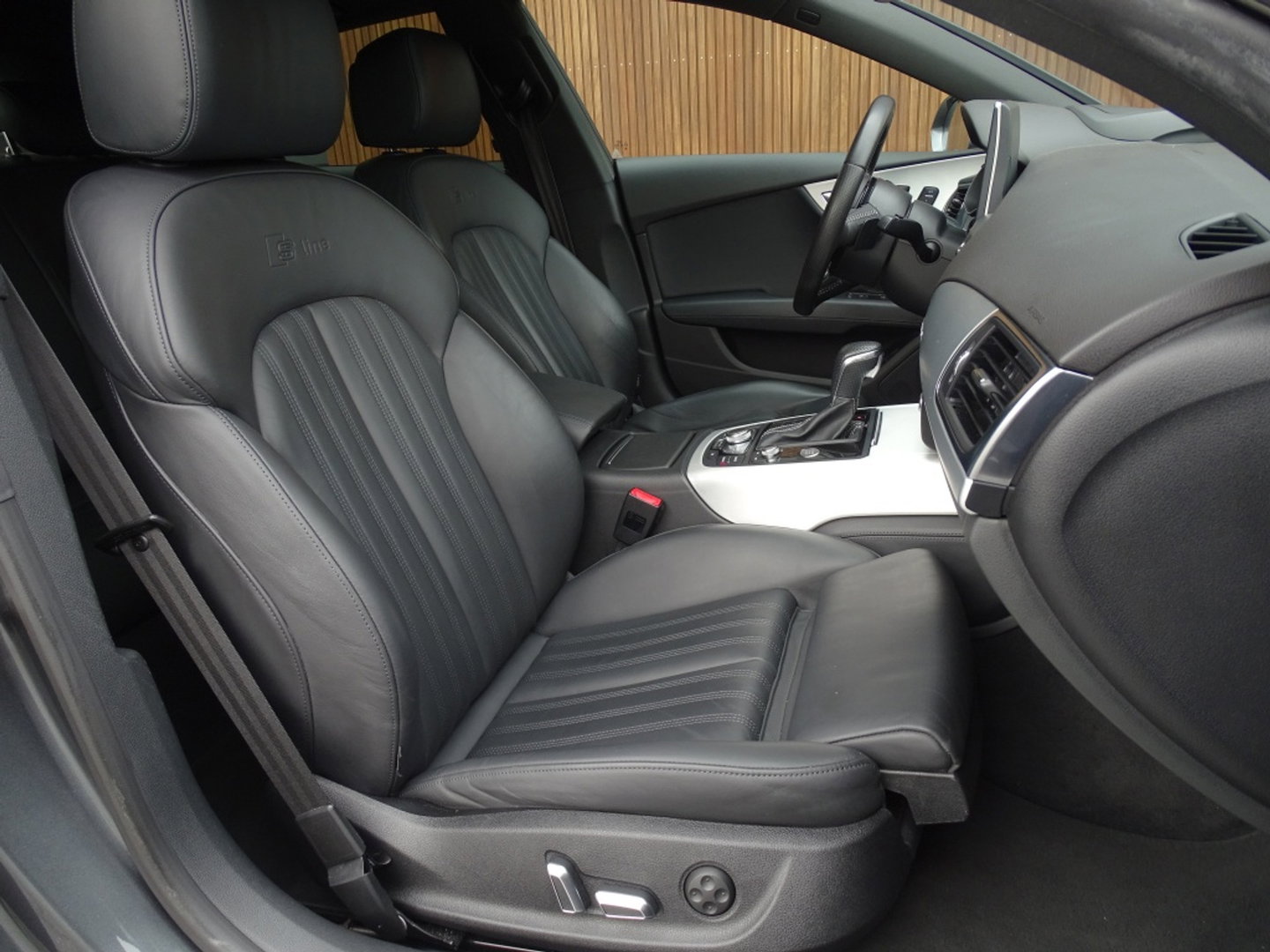 Audi A7 Sportback 3.0 TDI V6T 272PK Quattro / S-Edition / Bose / LED
