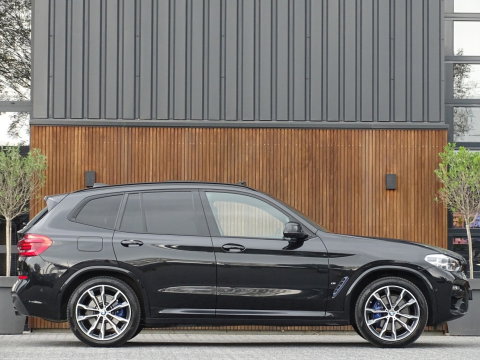 BMW X3 30e 292PK X-Drive M-Sport / pano / head-up / BTW