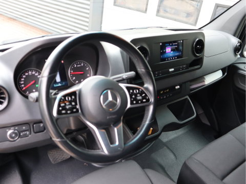 Mercedes-Benz Sprinter 314 CDI Automaat Euro 6 - Bakwagen Laadklep - NL Auto - Mbux