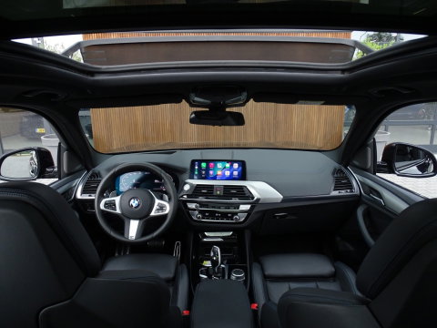 BMW X3 30e 292PK X-Drive M-Sport / pano / head-up / BTW