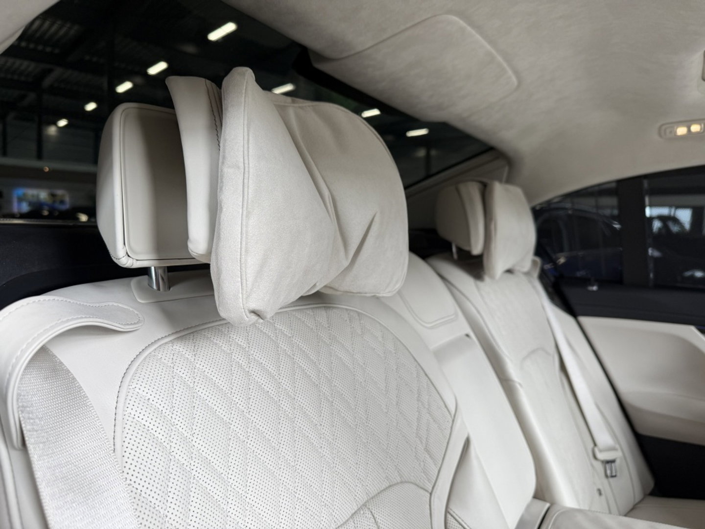 BMW 7 Serie 745Le 394PK X-drive Individual / SkyLounge / TV's / B&W / 360°